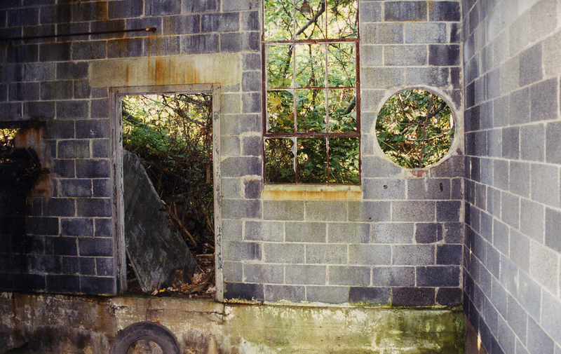 Illustration for article titled The Most Dangerous Modern Ruins for Thrillseekers and Urban Explorers
